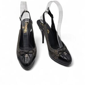 Chanel CC Slingback Chain Heel Pump Black Patent Vintage Gold Size 38.5 US 7.5 8